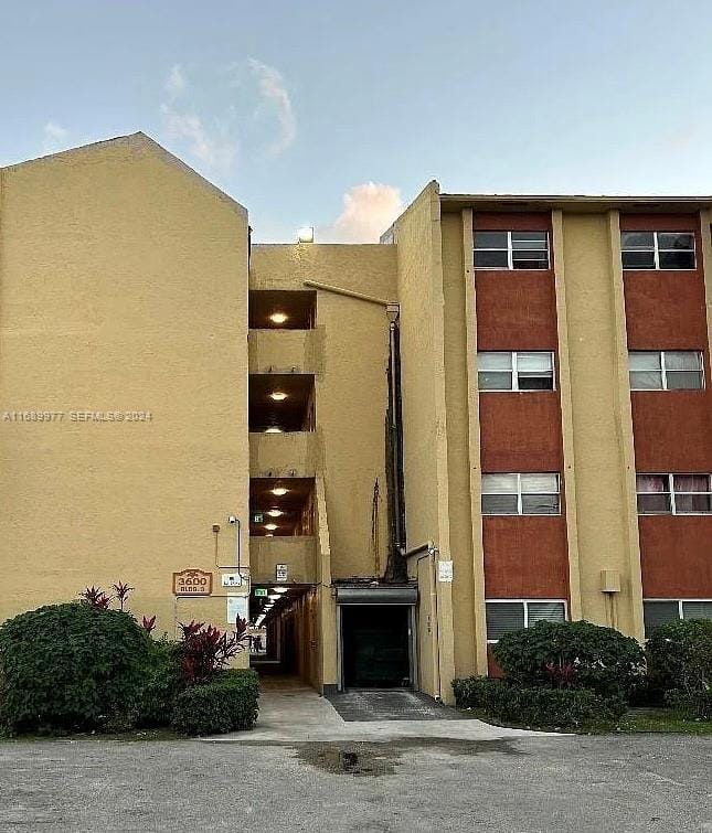 3600 NW 21st Street 305 — photo 3