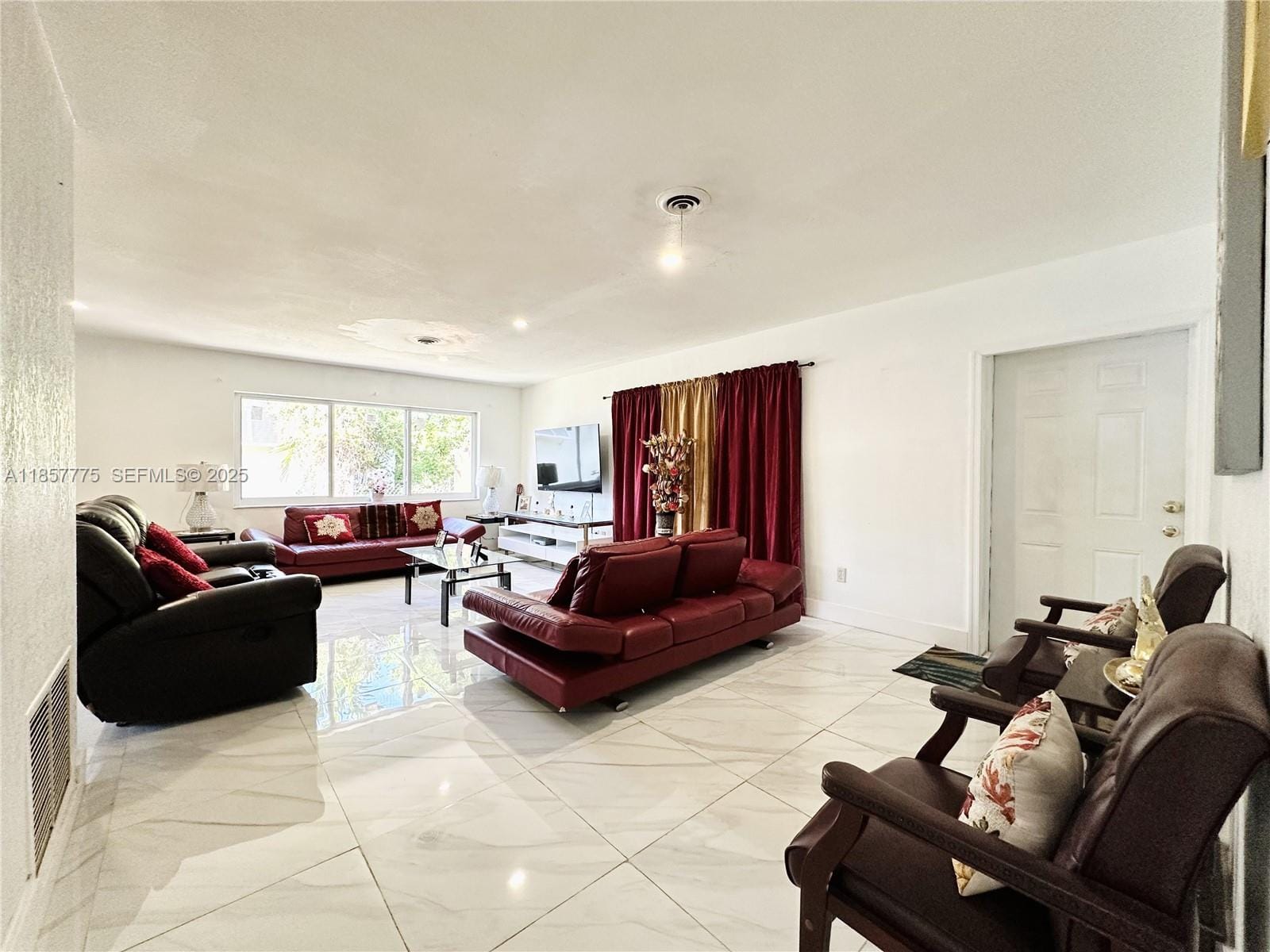 16101 SW 98th Court, Miami, FL 33157 photo 8