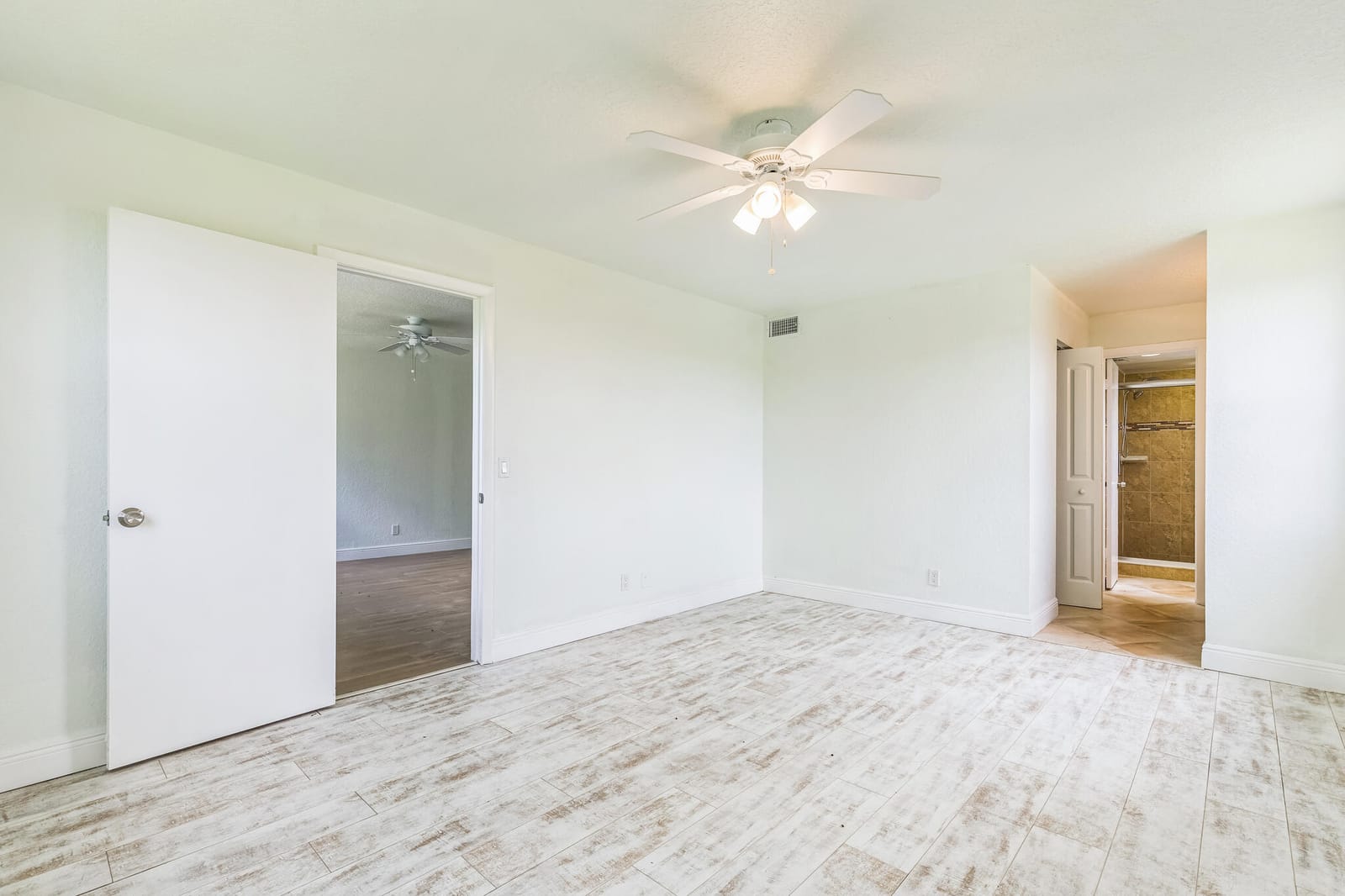 2704 NW 104th Avenue 401, Sunrise, FL 33322 photo 24
