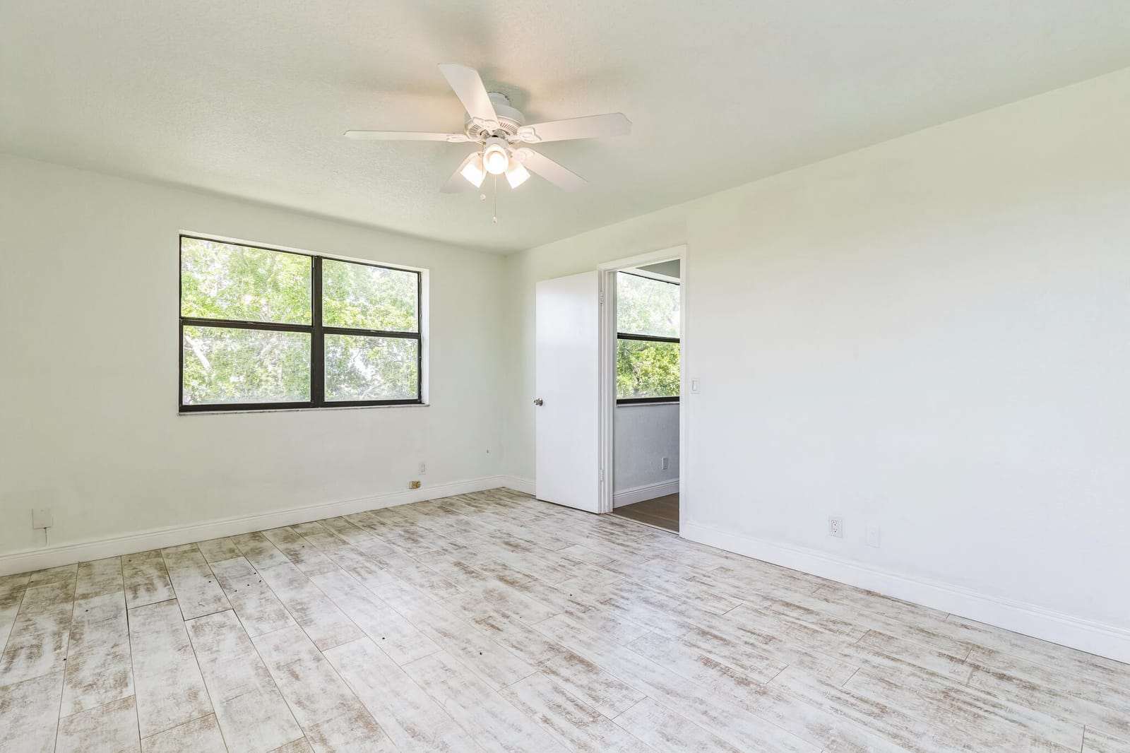 2704 NW 104th Avenue 401, Sunrise, FL 33322 photo 27