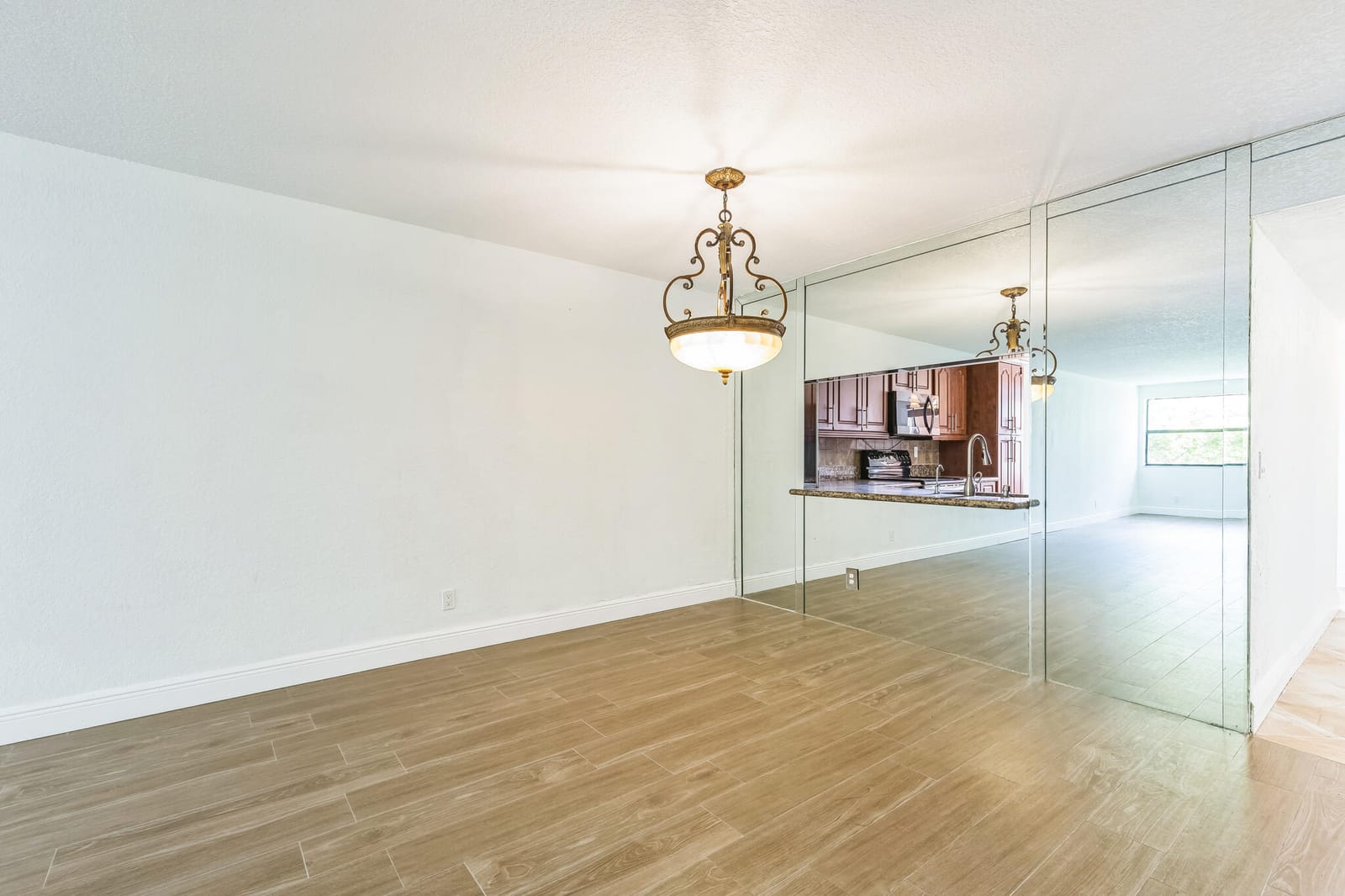 2704 NW 104th Avenue 401, Sunrise, FL 33322 photo 4
