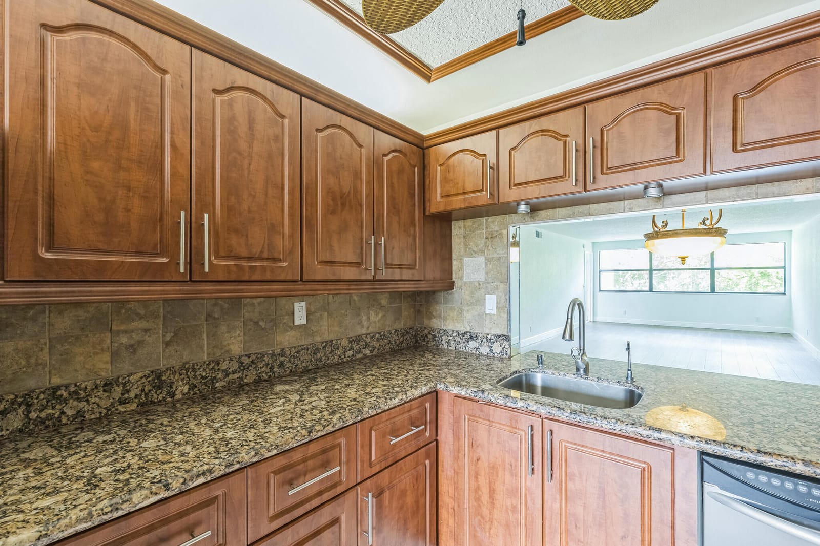 2704 NW 104th Avenue 401, Sunrise, FL 33322 photo 9