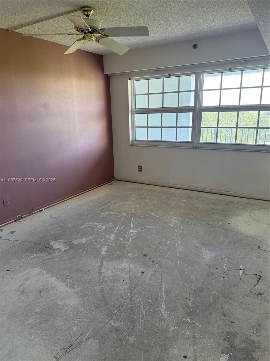 2900 N Course Drive 609 — photo 5