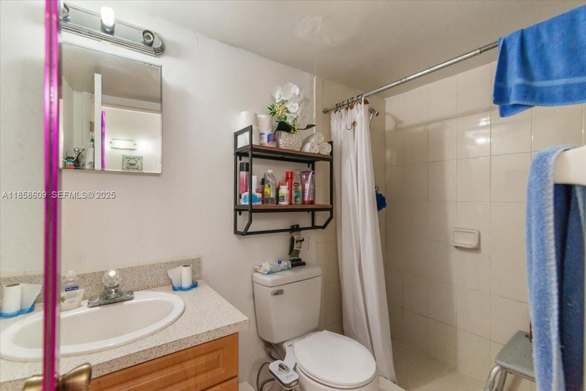 6190 W 19th Avenue 202, Hialeah, FL 33012 photo 14