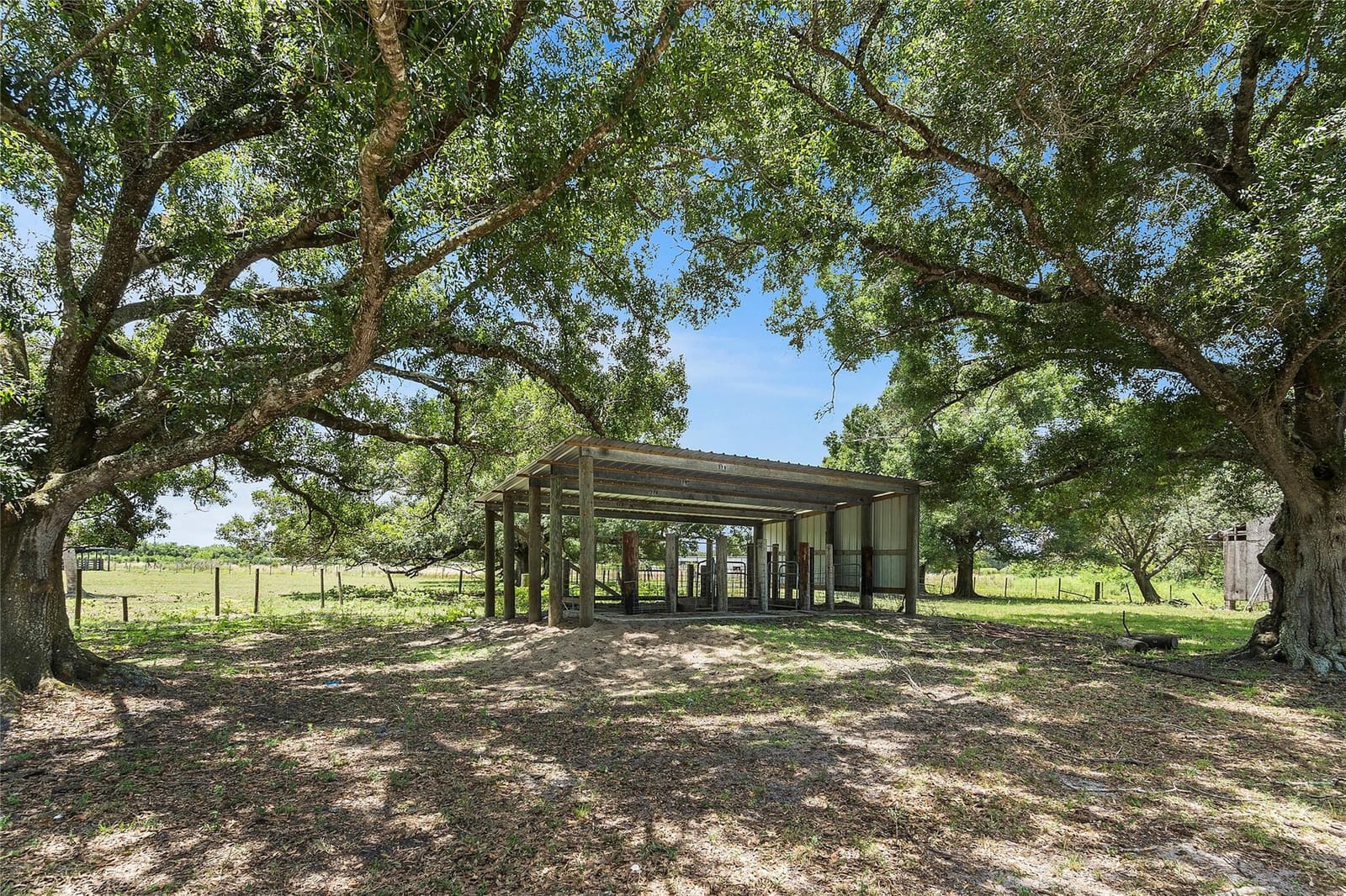 10120 W Midway Road — photo 7