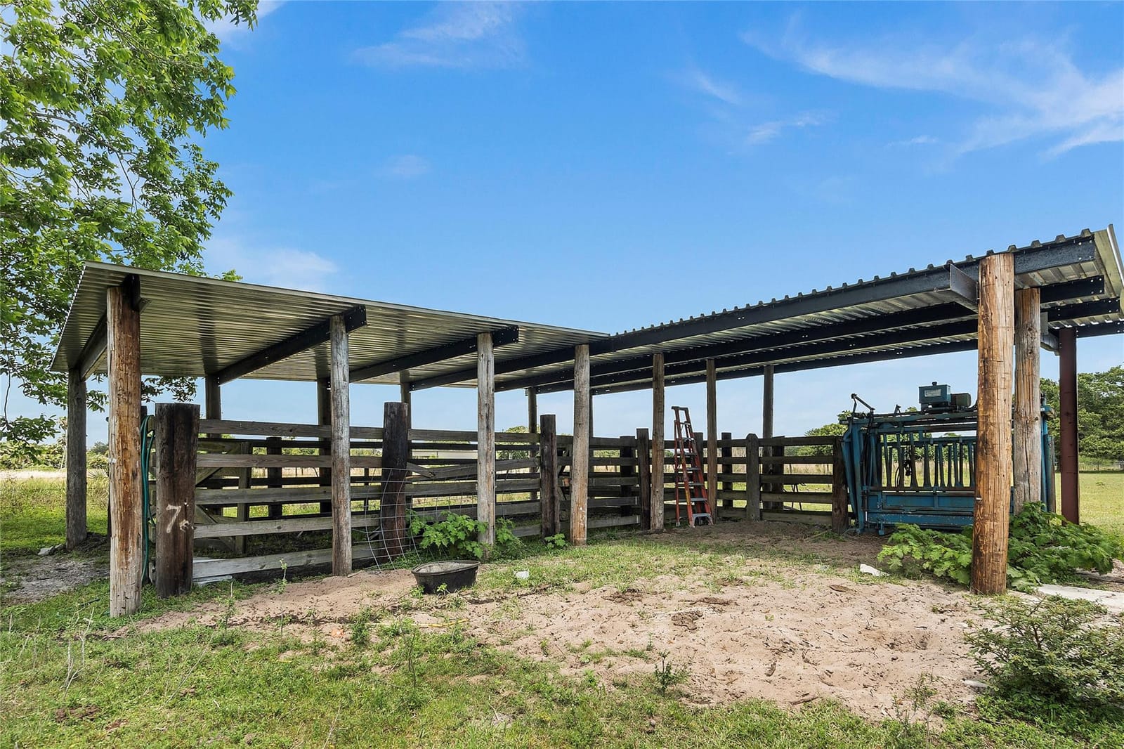 10120 W Midway Road — photo 9