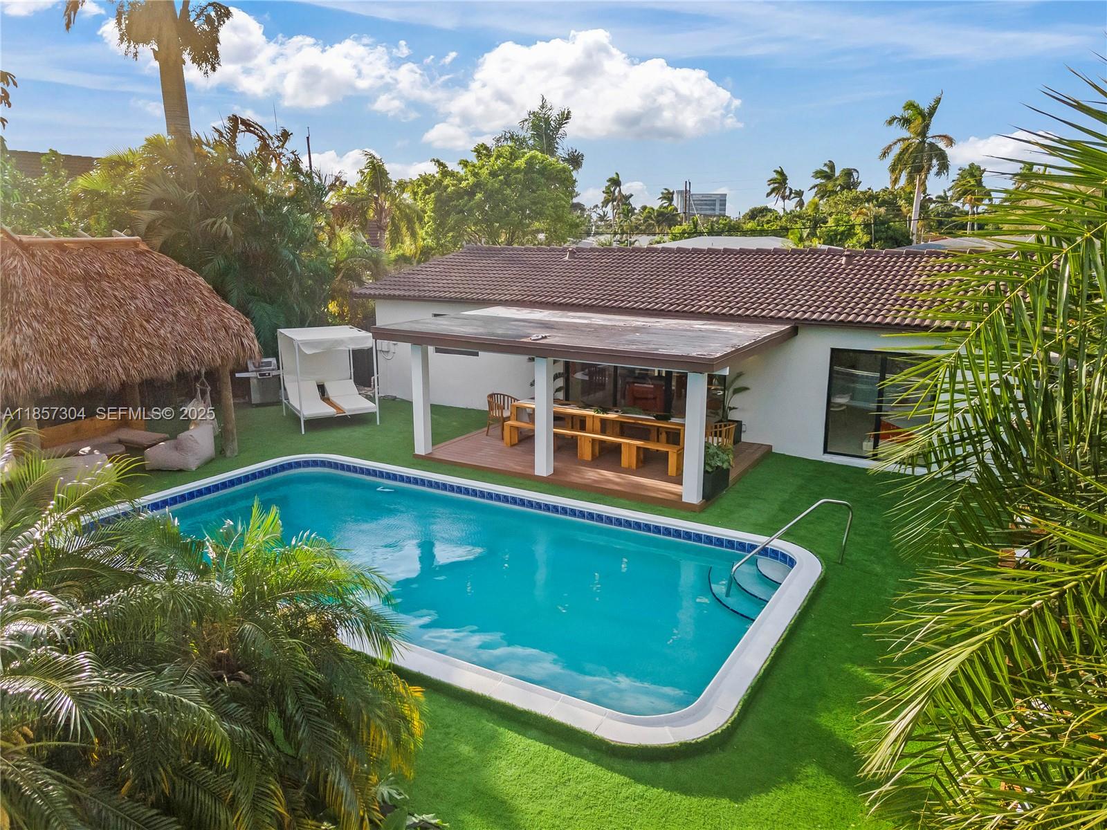 209 N 31st Avenue 1, Hollywood, FL 33021, Hollywood