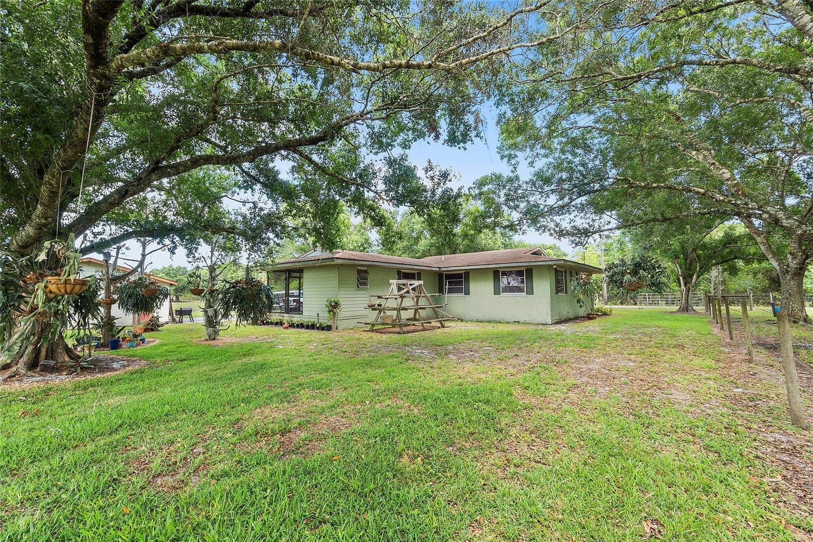 10100 W Midway Road — photo 4