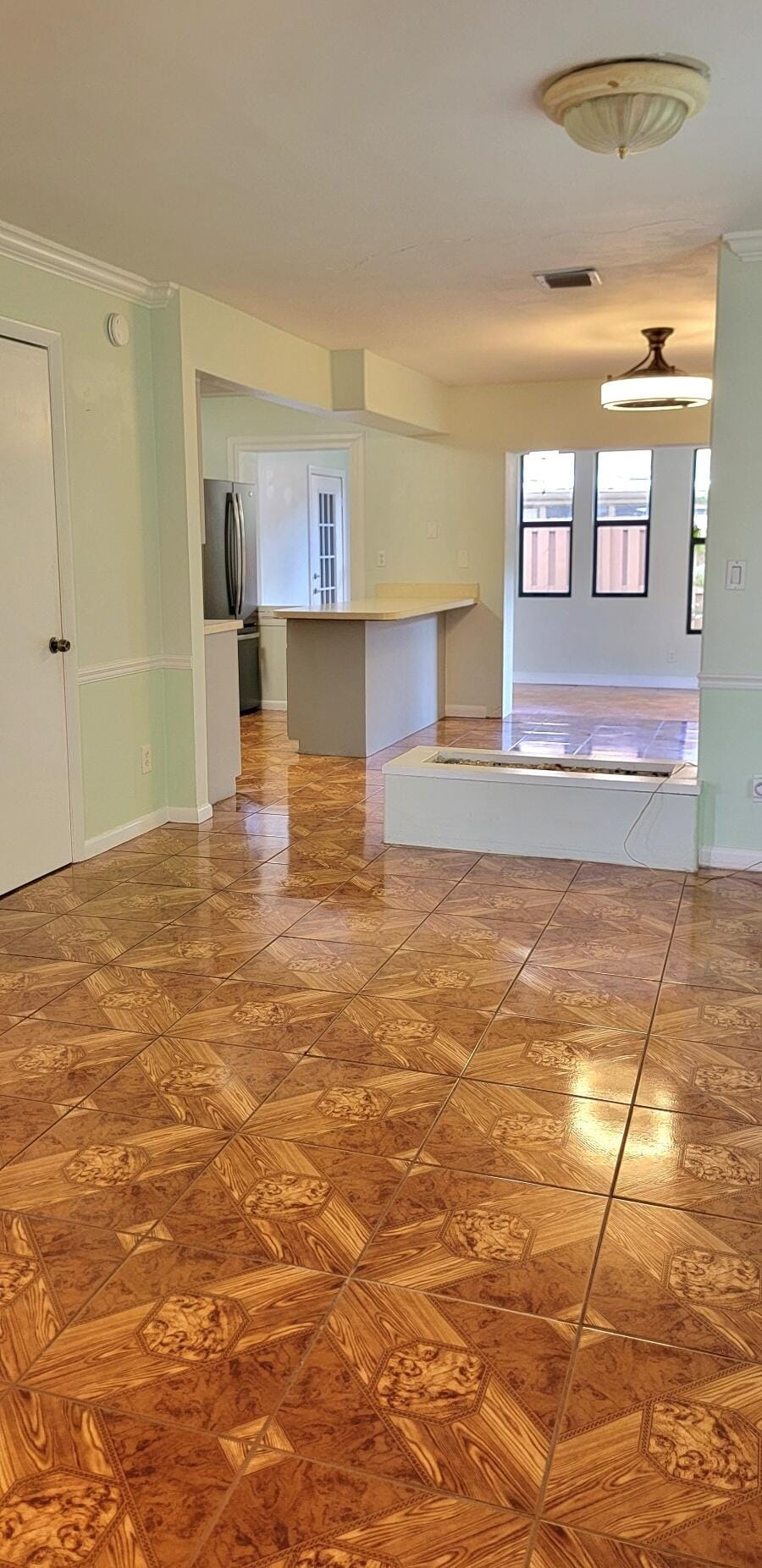 323 Sandtree Drive, Palm Beach Gardens, FL 33403 photo 3