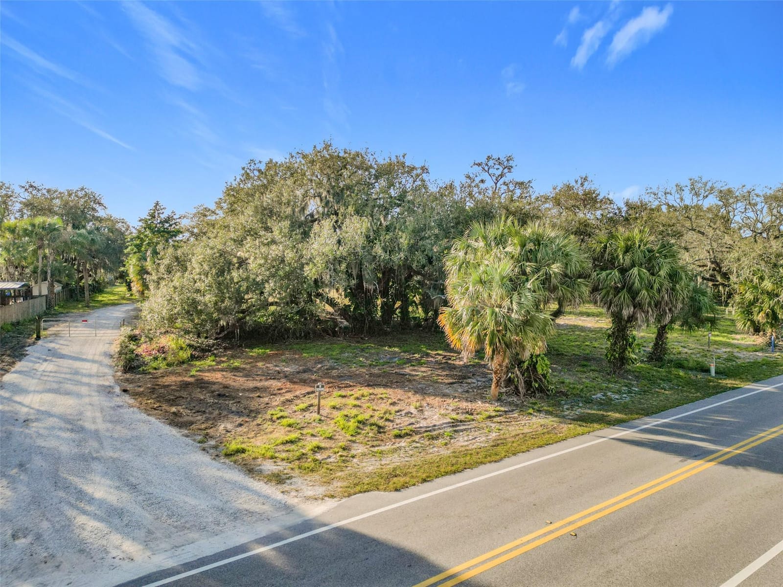 995 Old Dixie Highway — photo 4