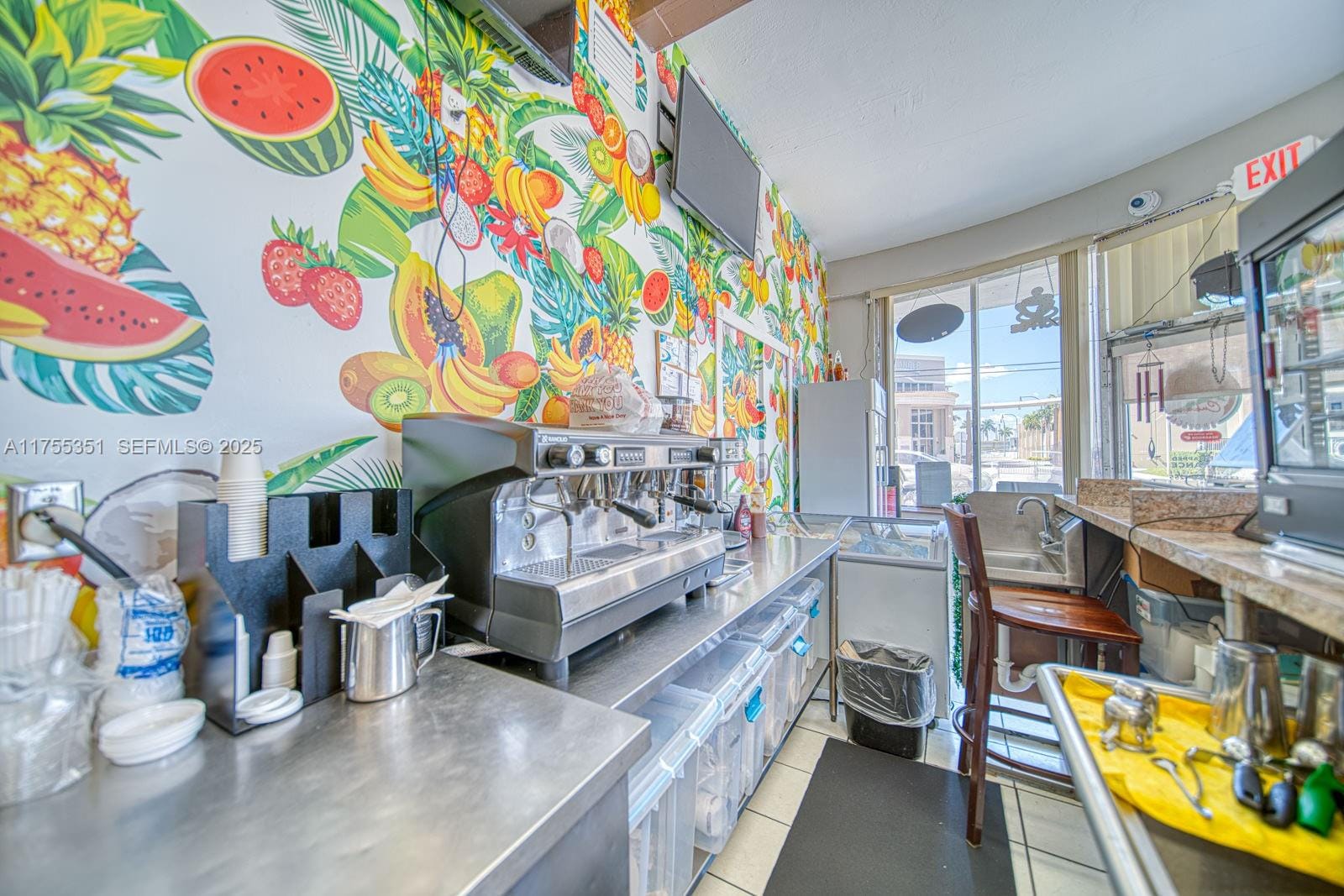 Cuban Restaurant Centrically Located In Hialeah On Palm Avenue — photo 8