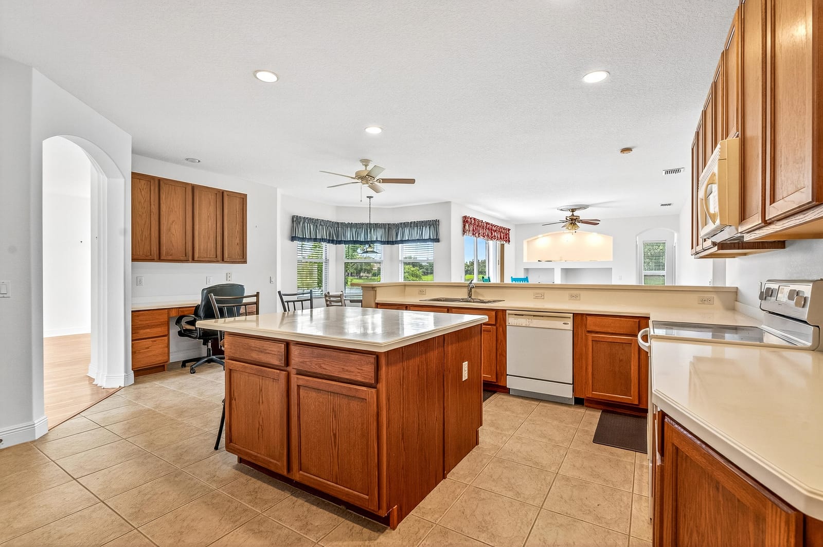1257 Scarlet Oak Circle, Vero Beach, FL 32966 photo 13