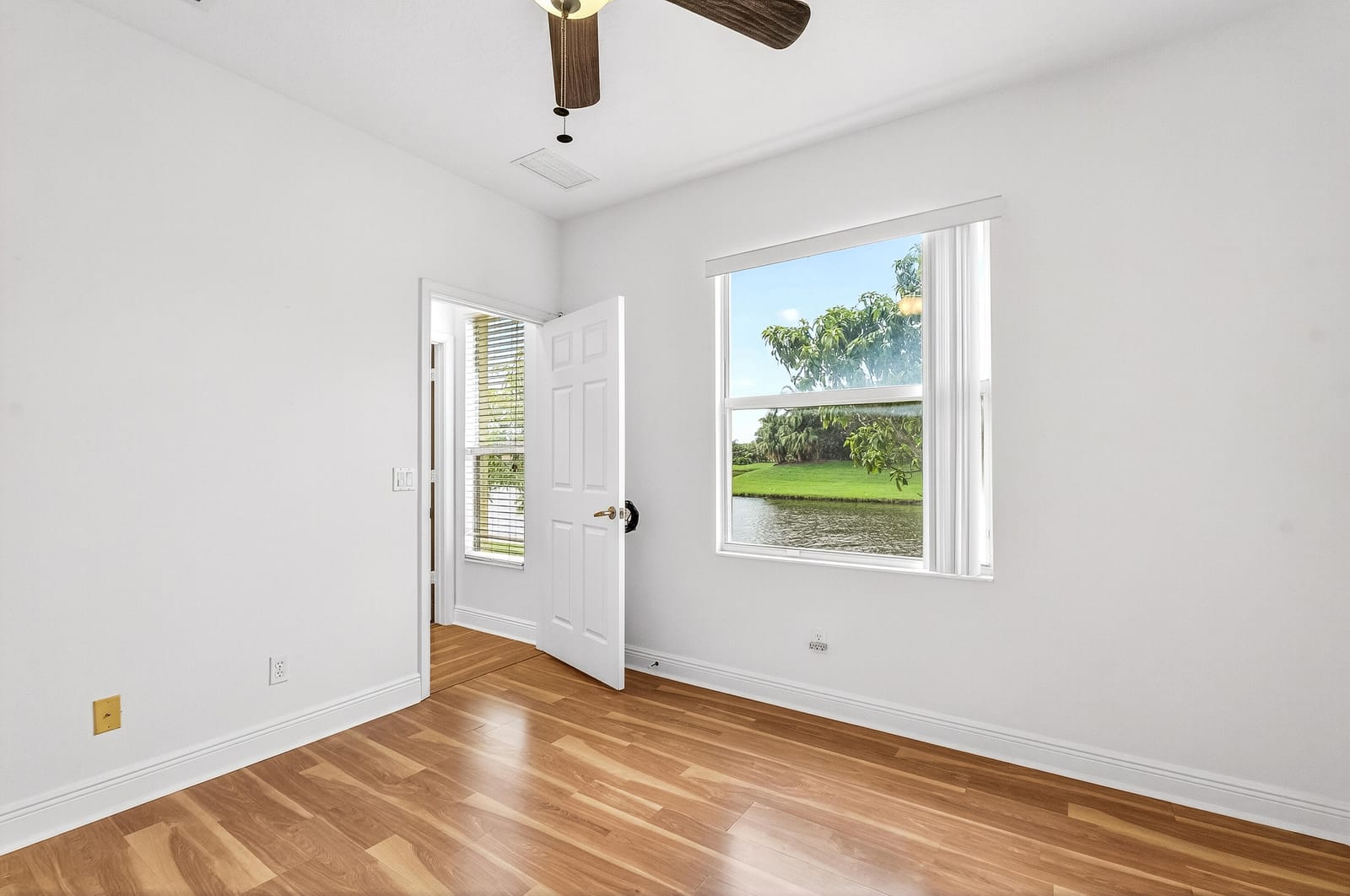 1257 Scarlet Oak Circle — photo 4