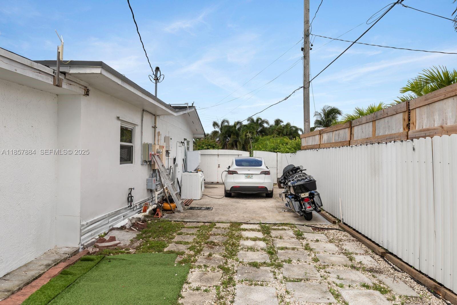 6285 W 6th Avenue, Hialeah, FL 33012 photo 5