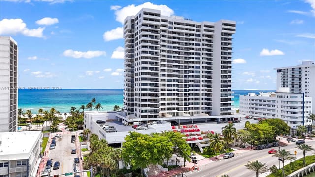 2555 Collins Avenue PH101, Miami Beach, FL 33140