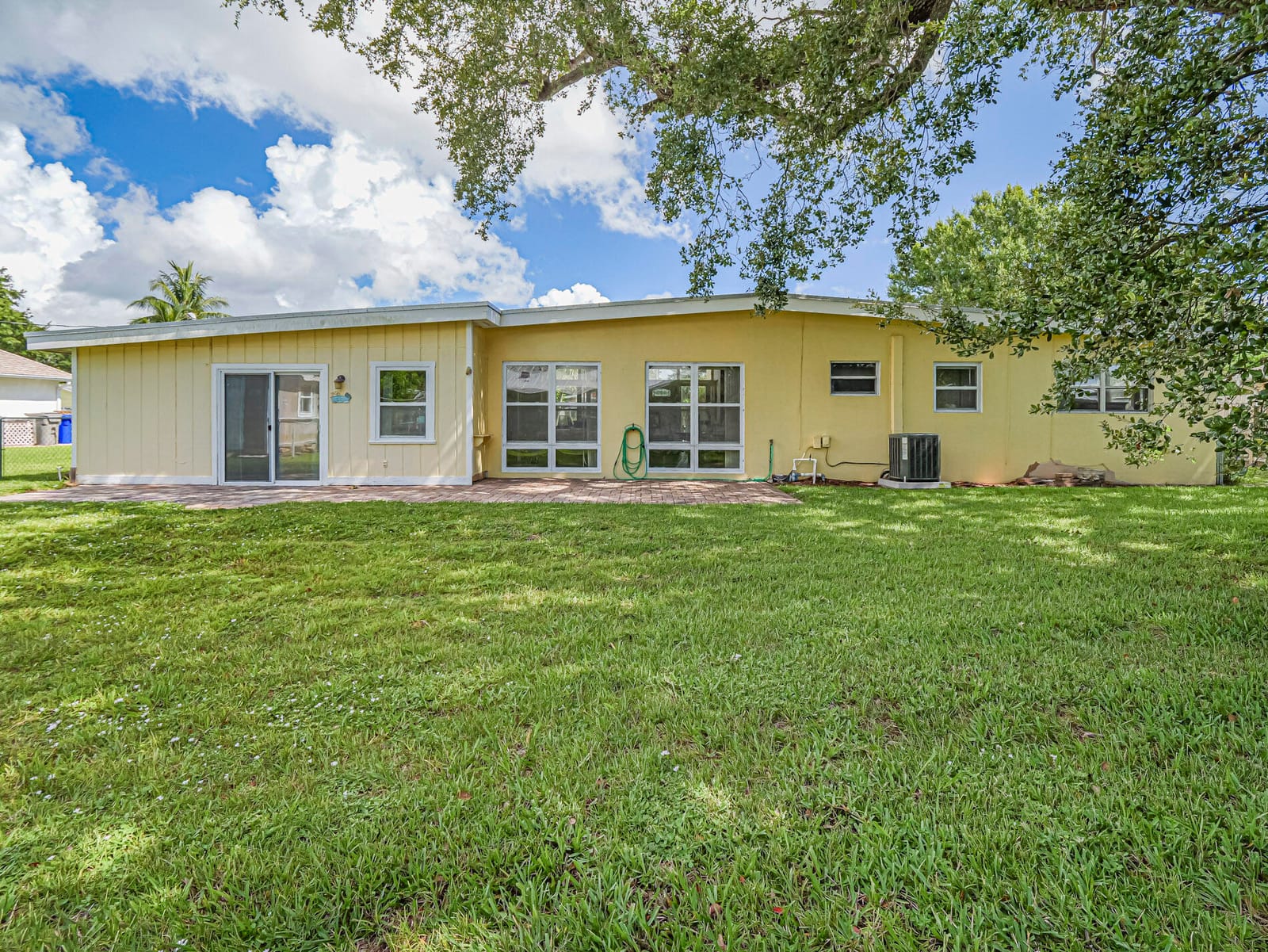 443 21st Place SE, Vero Beach, FL 32962 photo 25