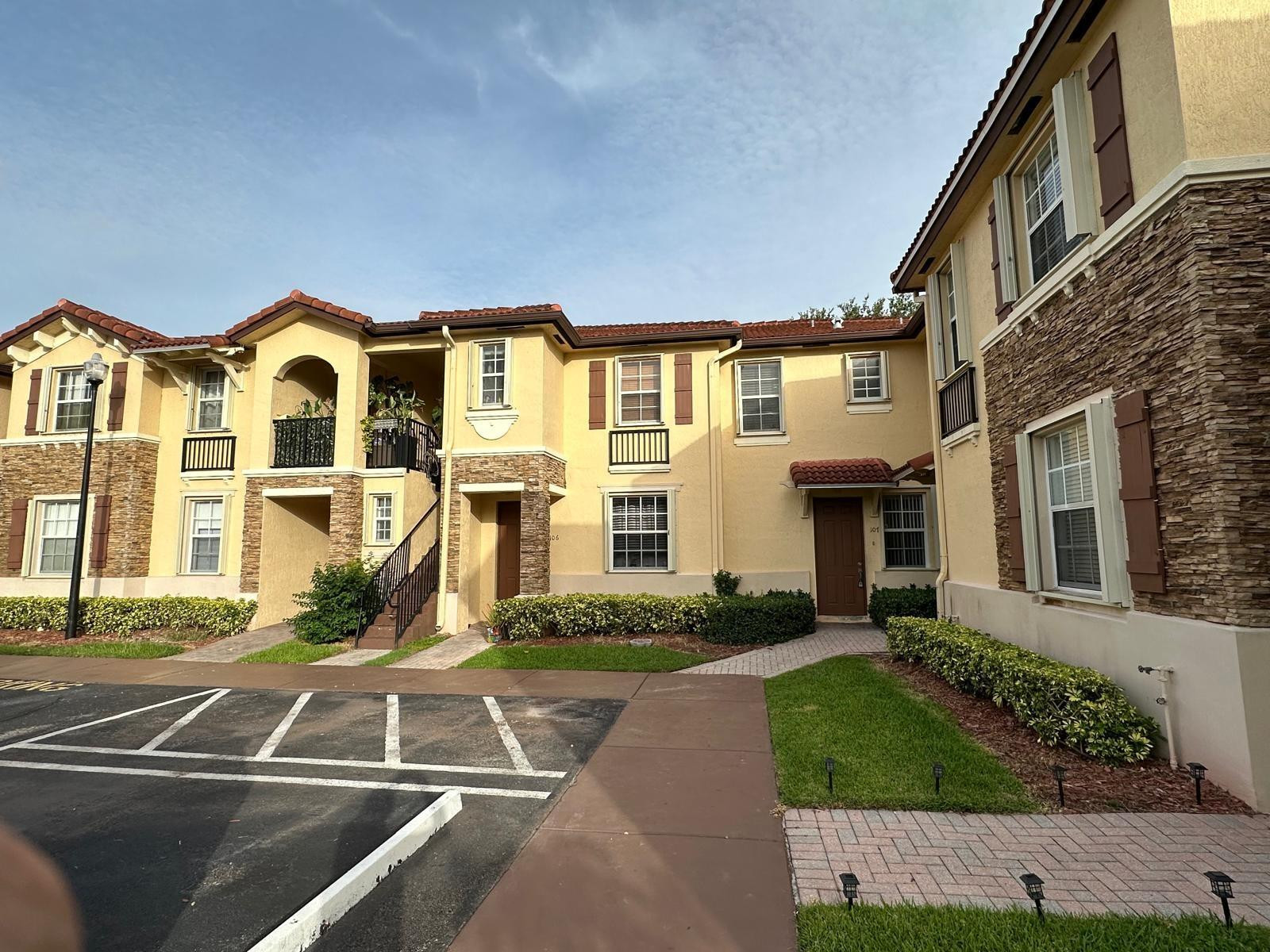 1575 NE 33 Avenue 101, Homestead, FL 33033, Homestead