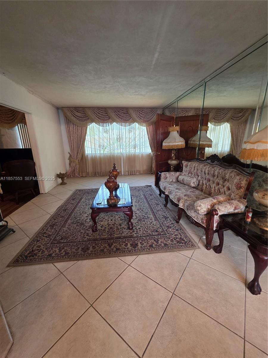 501 NW 43rd Street, Miami, FL 33127 photo 4