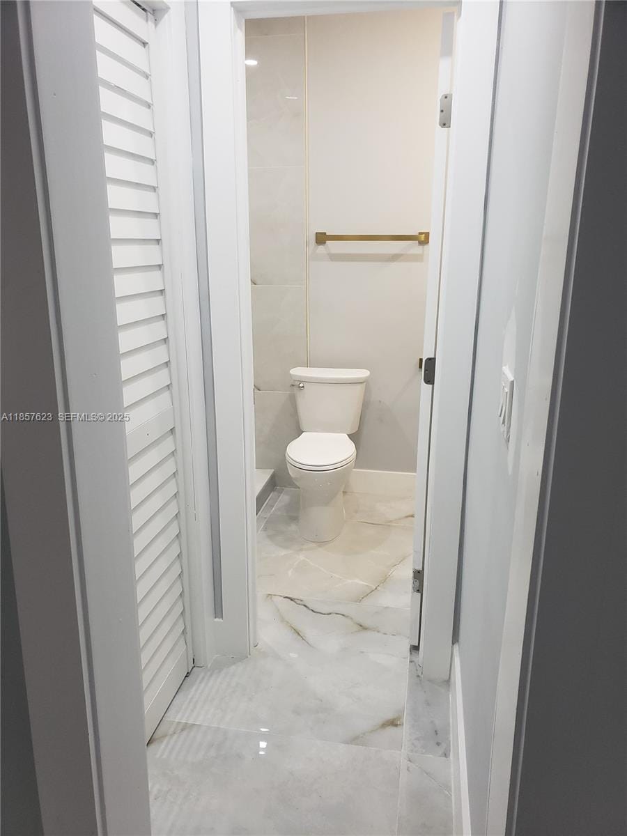 270 NE 162nd Street, Miami, FL 33162 photo 2