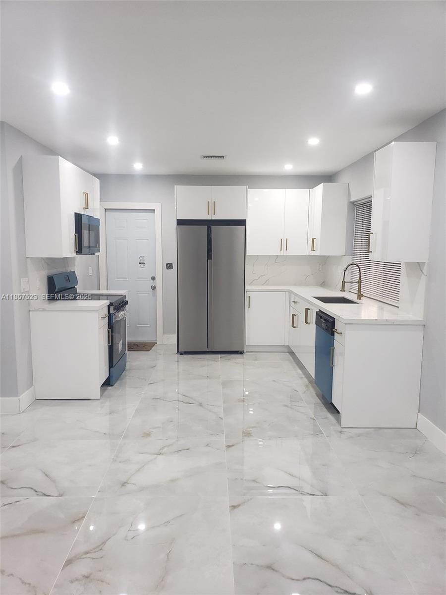 270 NE 162nd Street, Miami, FL 33162 photo 12