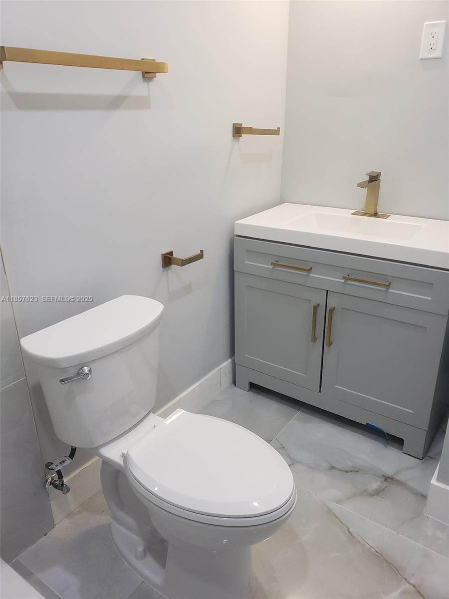 270 NE 162nd Street, Miami, FL 33162 photo 25