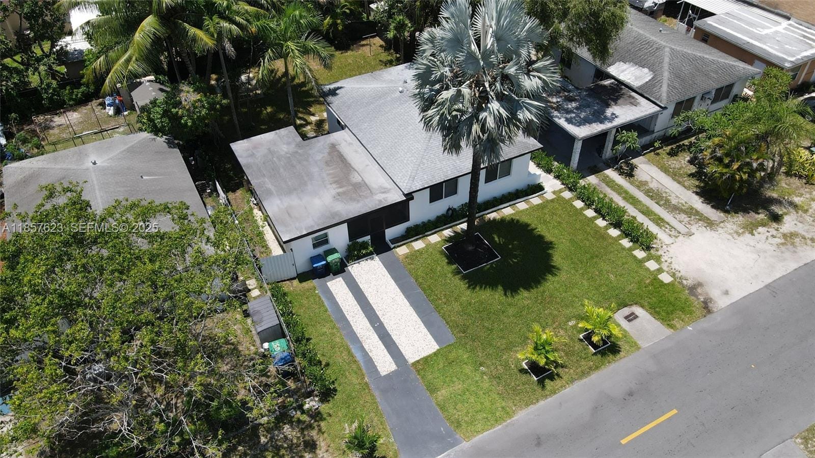 270 NE 162nd Street, Miami, FL 33162 photo 7