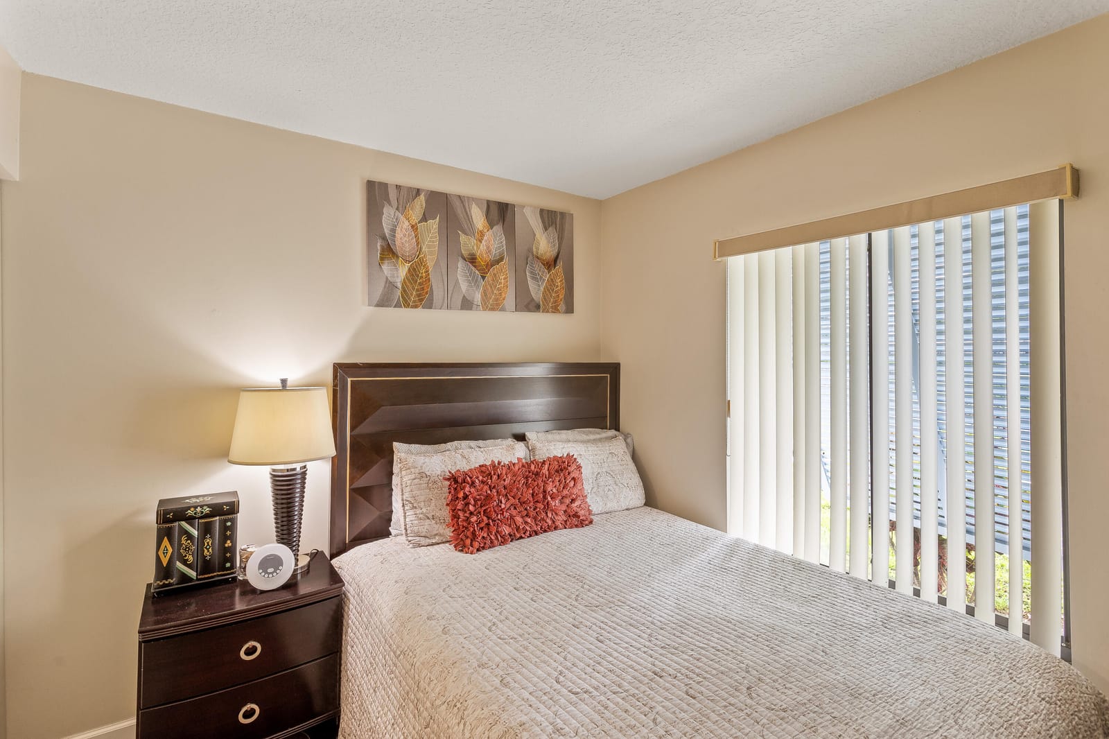 1102 Green Pine Boulevard H1, West Palm Beach, FL 33409 photo 16