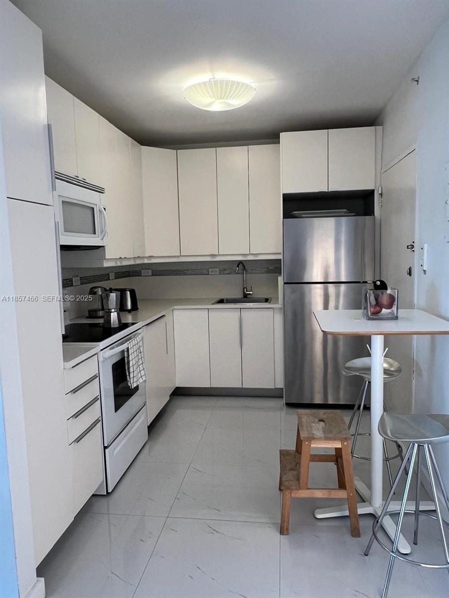 5601 Collins Avenue 1115, Miami Beach, FL 33140 photo 5
