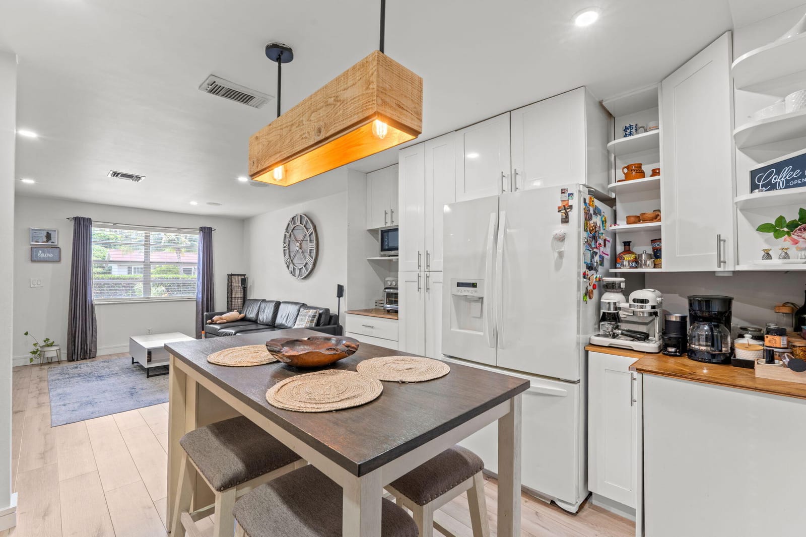 4861 Orlando Avenue — photo 9
