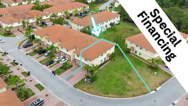 9677 Sw Purple Martin Way, Stuart, FL 34997