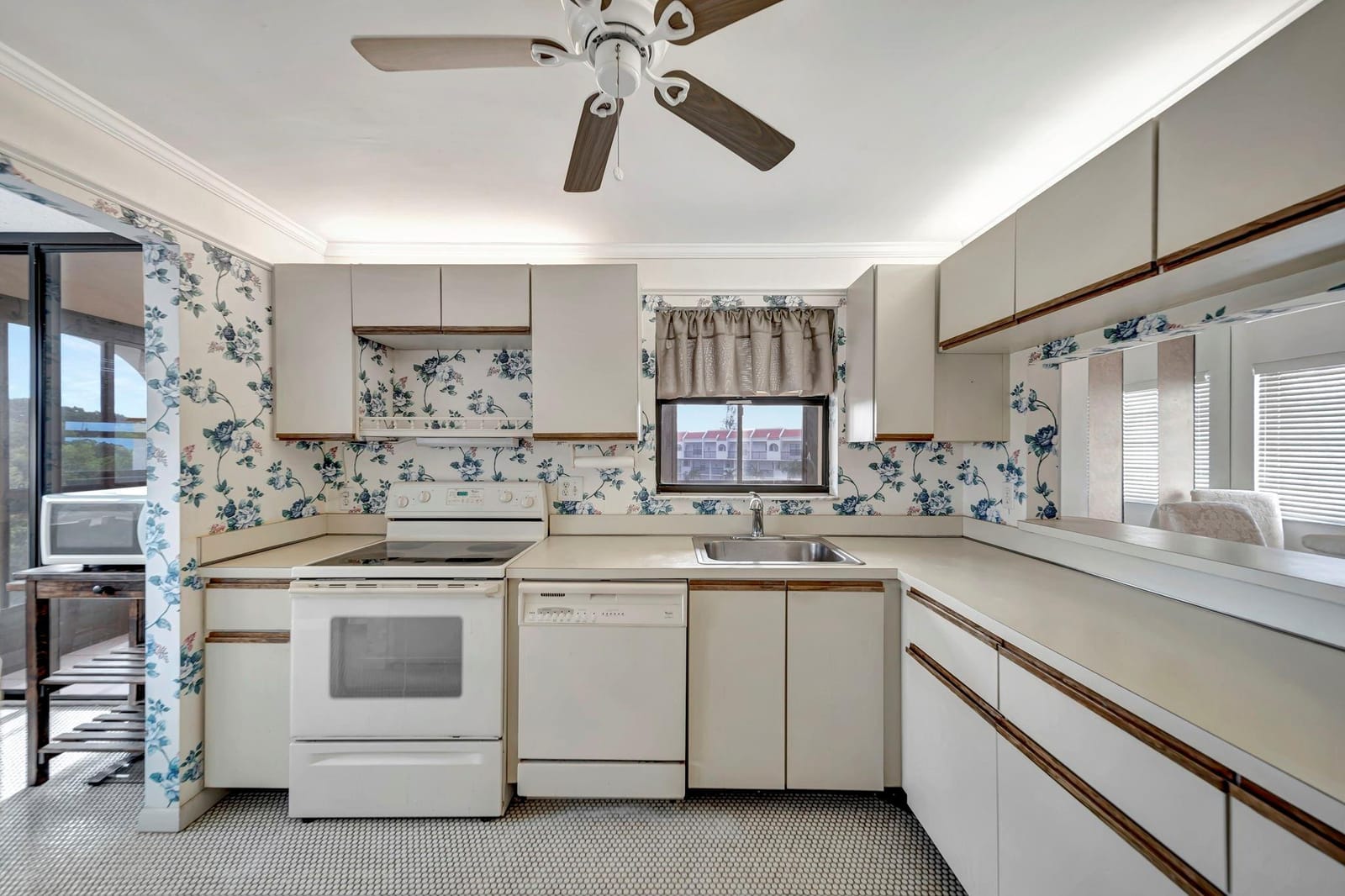 3521 Environ Boulevard B501, Lauderhill, FL 33319 photo 11