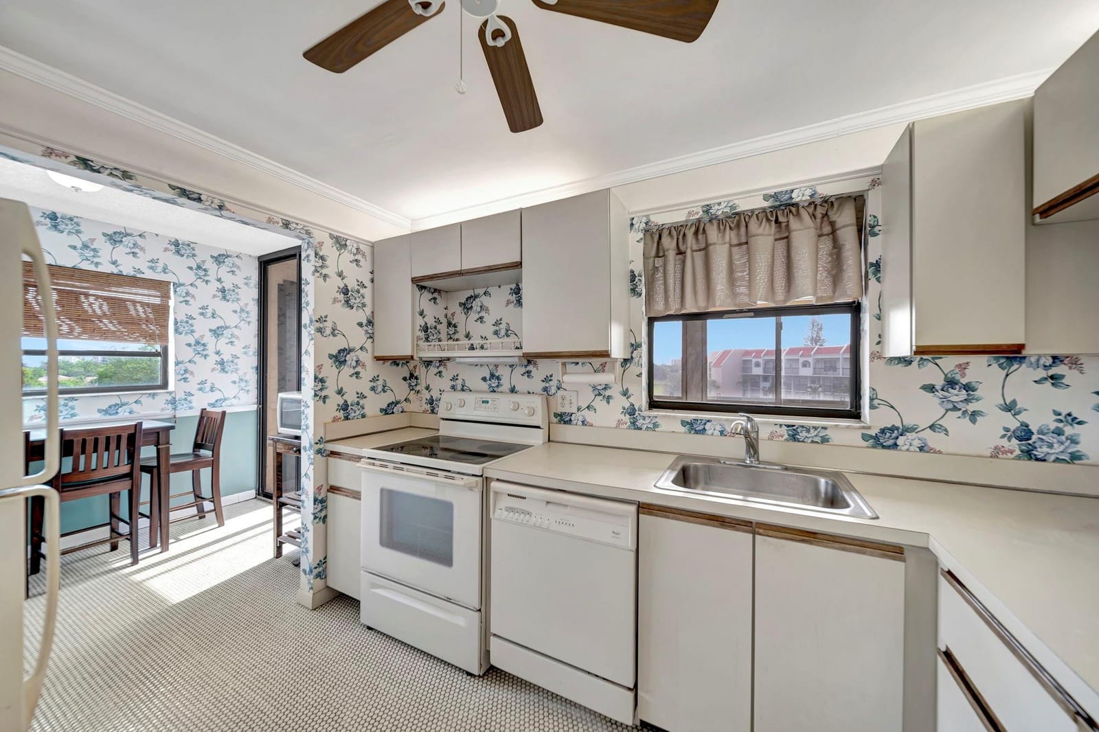 3521 Environ Boulevard B501, Lauderhill, FL 33319 photo 10