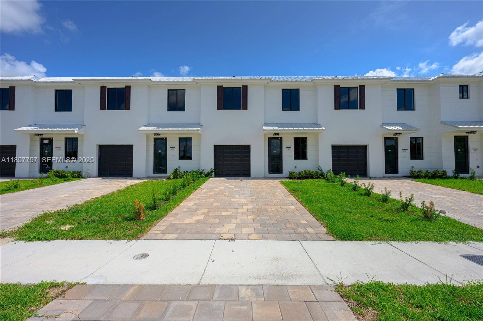 880 SW 1st Street, Florida City, FL 33034, Florida City