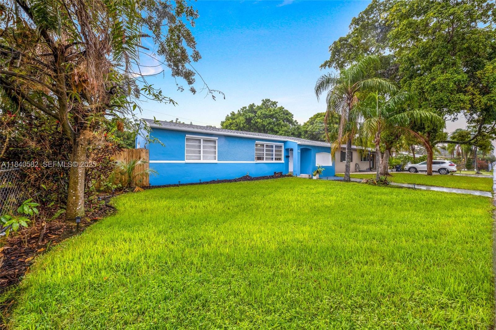 2506 Mayo Street, Hollywood, FL 33020