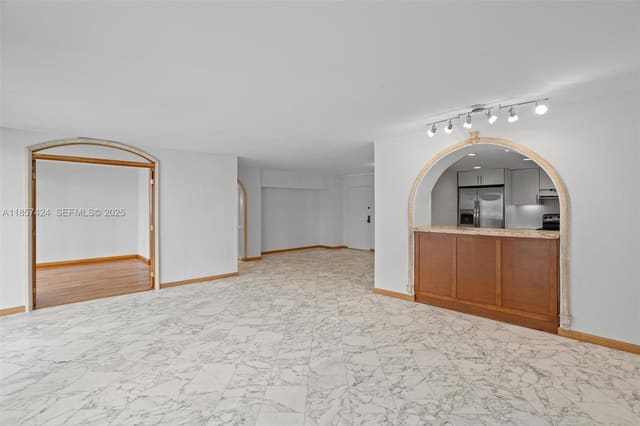 1450 Brickell Bay Drive 515, Miami, FL 33131
