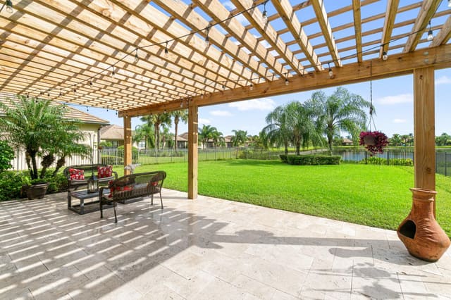 10178 Prato Street, sold in Castellina, Wellington, FL