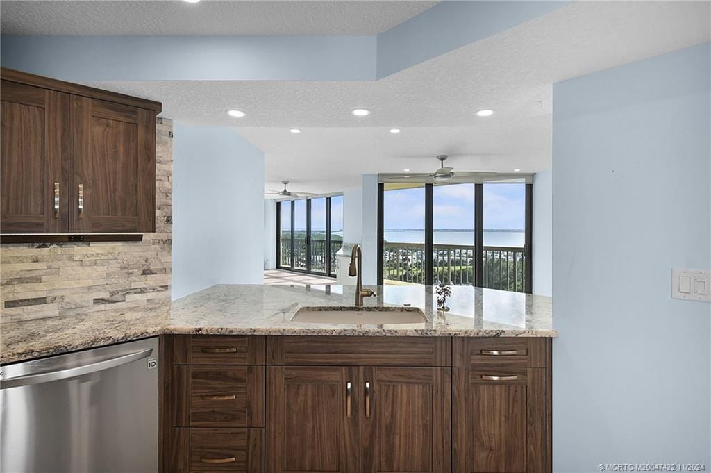 9550 S Ocean Drive 1610 — photo 9