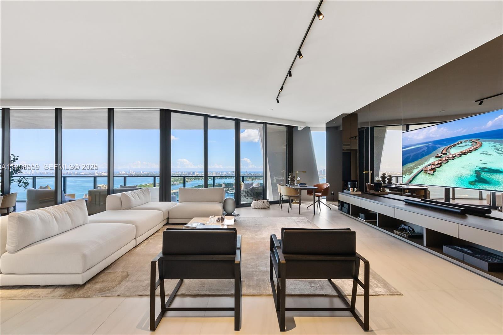 1000 Biscayne Boulevard 3502, Miami, FL 33132, Miami