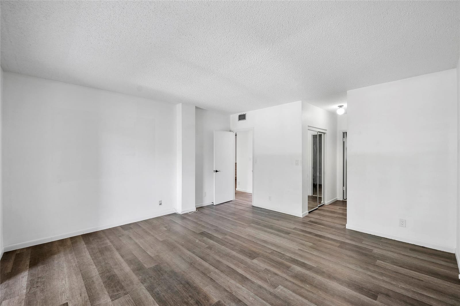 6751 Cypress Road 204, Plantation, FL 33317 photo 9