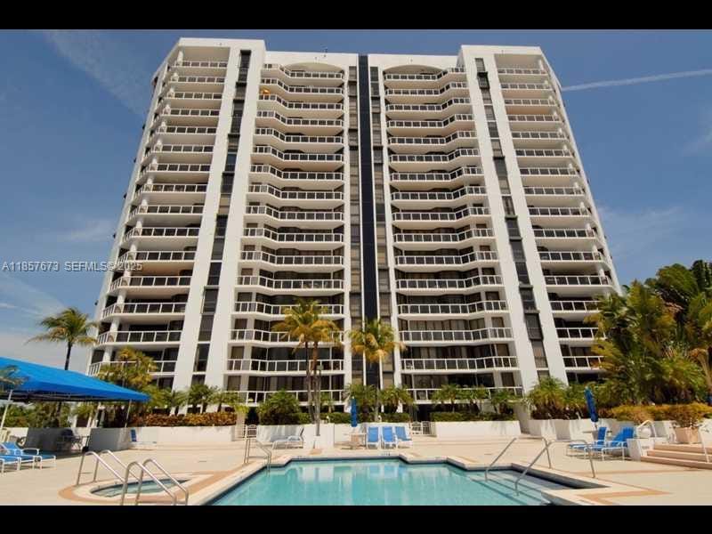 3600 Yacht Club Drive 1503 — photo 10