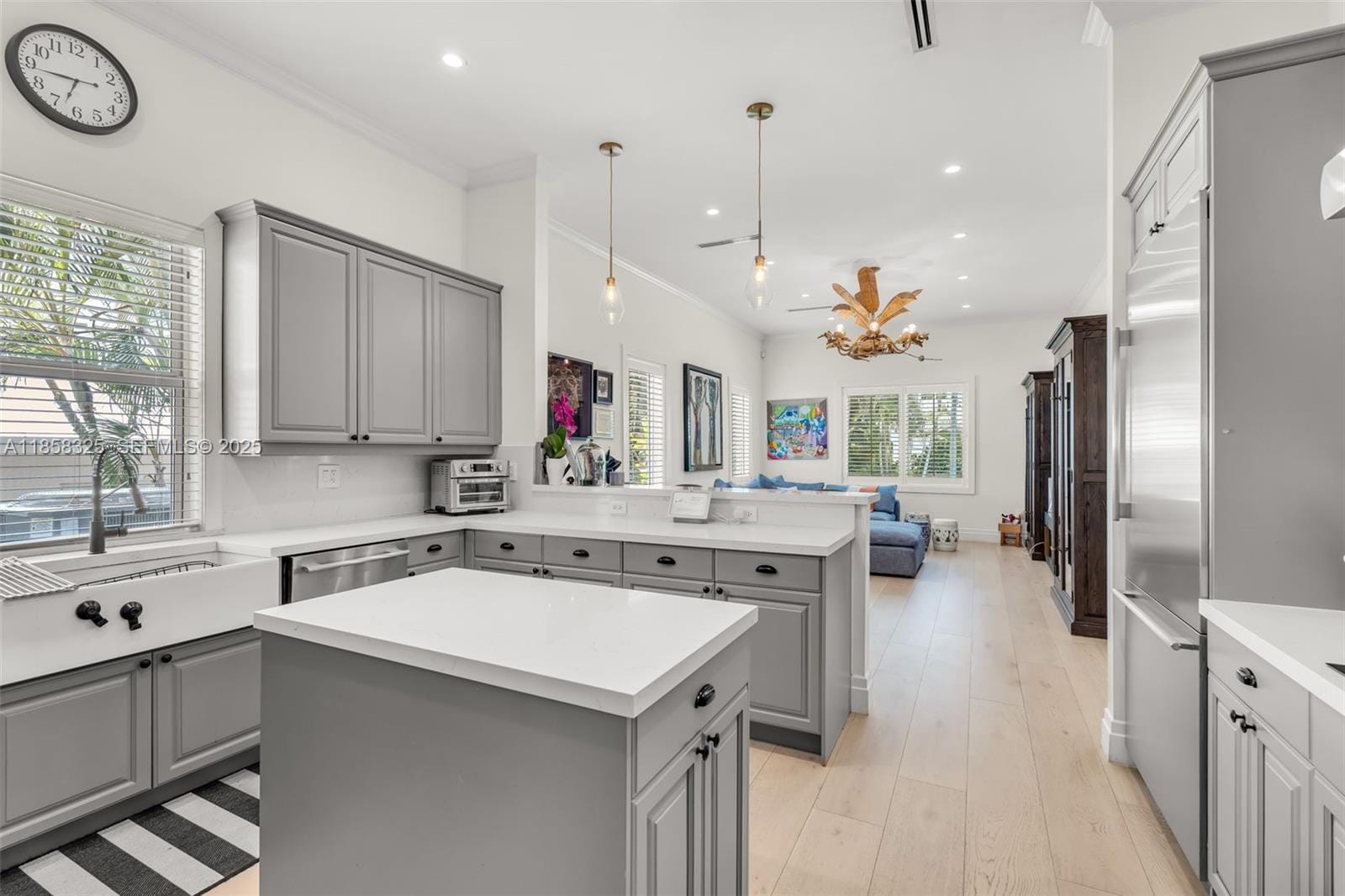 285 W Enid Drive, Key Biscayne, FL 33149 photo 18