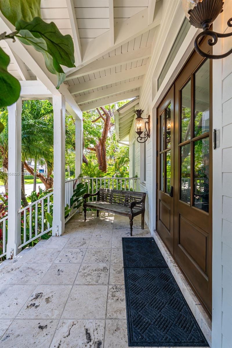 285 W Enid Drive, Key Biscayne, FL 33149 photo 3