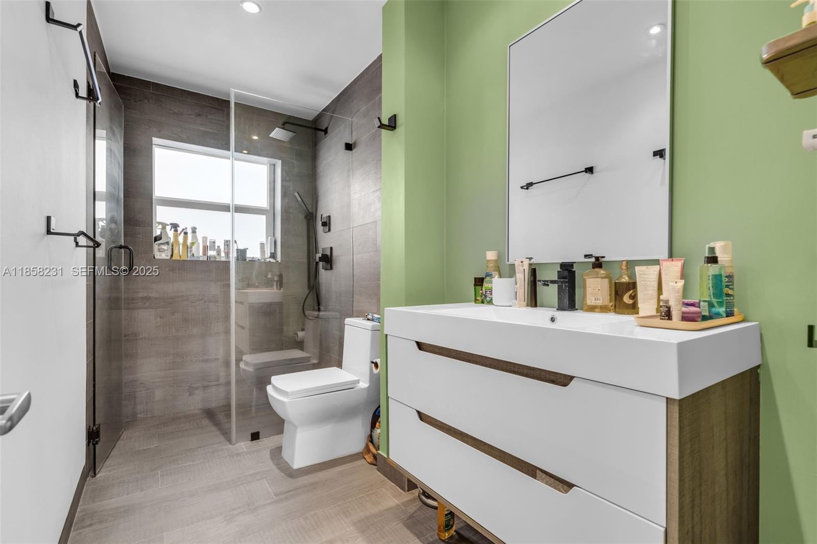 1519 Drexel Avenue 403, Miami Beach, FL 33139 photo 17