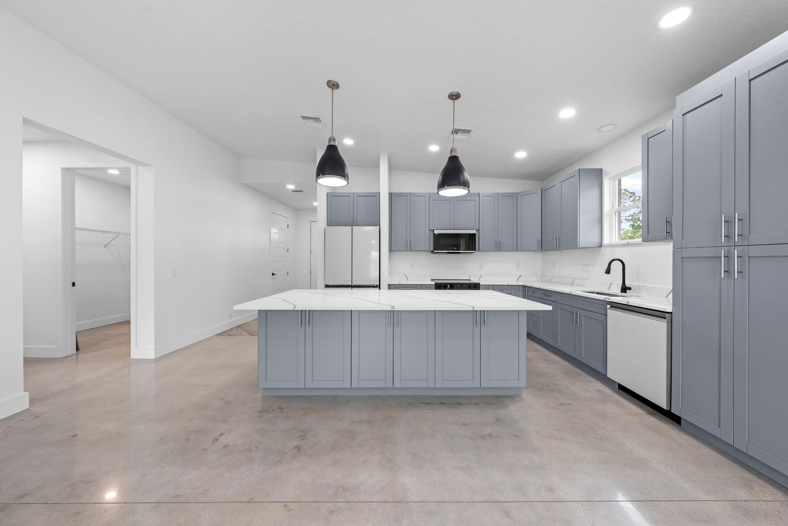 6904 Salerno Road — photo 10