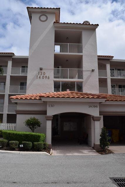 14096 Huntington Pointe Drive 303, Delray Beach, FL 33484