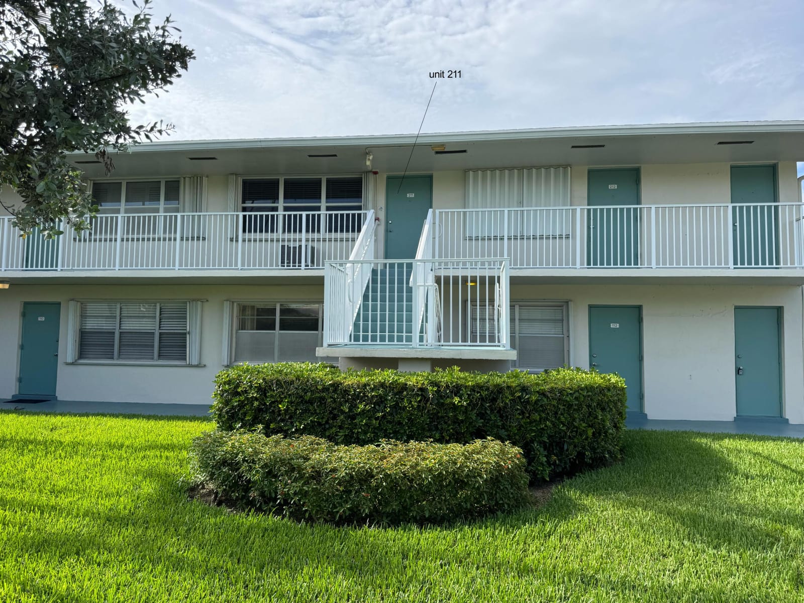 880 Horizons W 211, Boynton Beach, FL 33435 photo 2