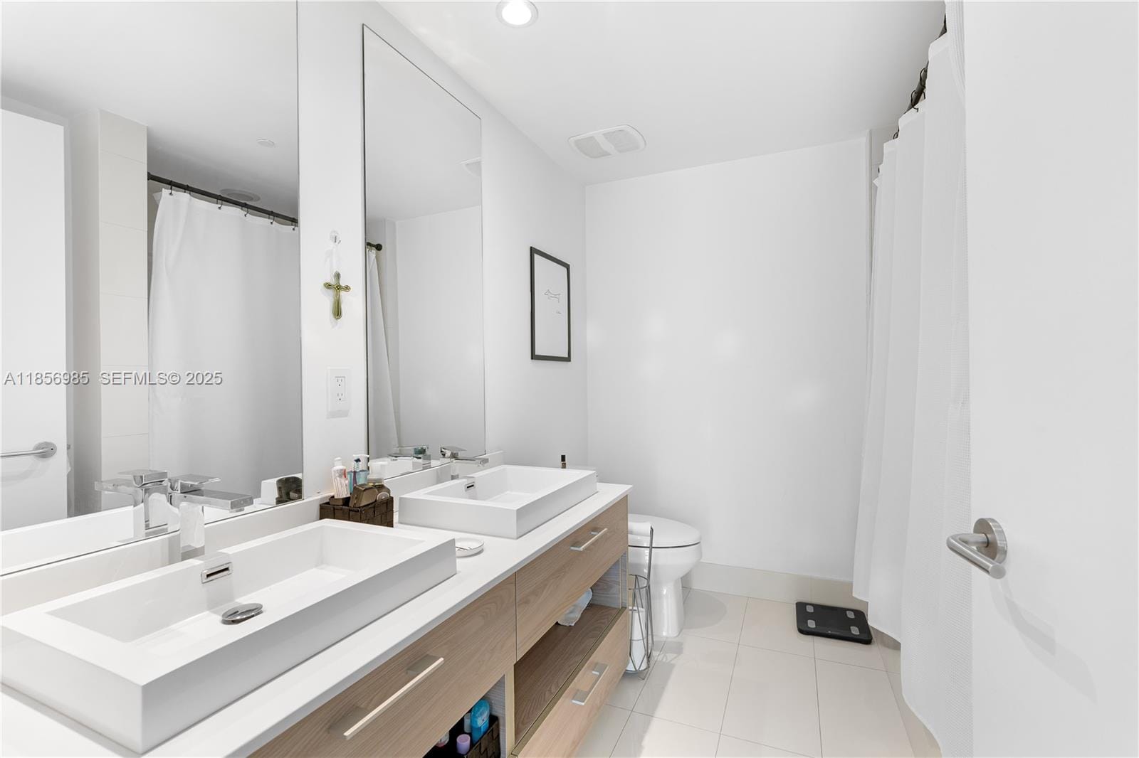 1300 S Miami Avenue 2411, Miami, FL 33130 photo 13