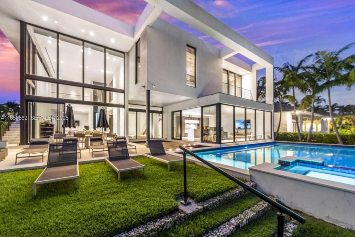 418 Sunset Drive, Hallandale Beach, FL 33009, Hallandale Beach
