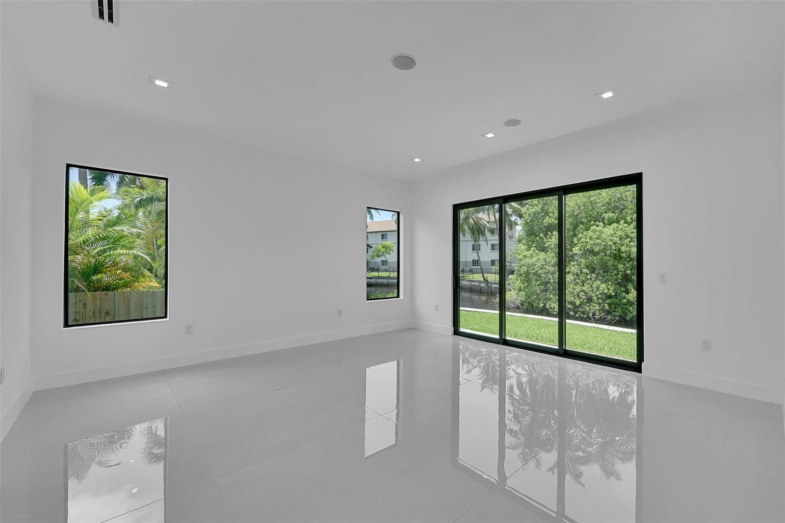 656 NW 21st Street, Wilton Manors, FL 33311 photo 13