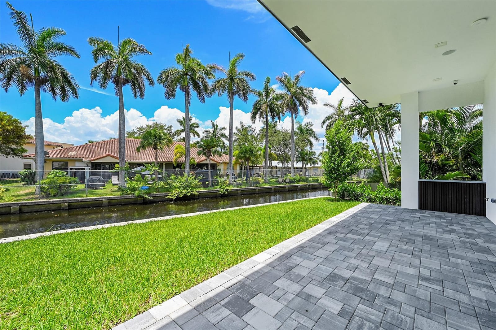 656 NW 21st Street, Wilton Manors, FL 33311 photo 26